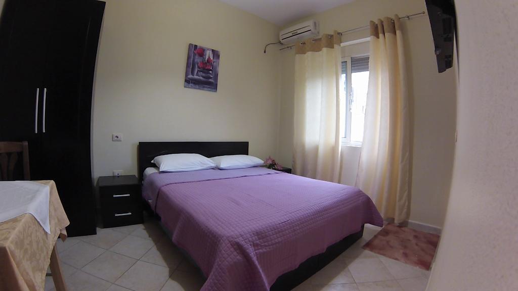 Hotel 4 Stinet Vlorë Esterno foto